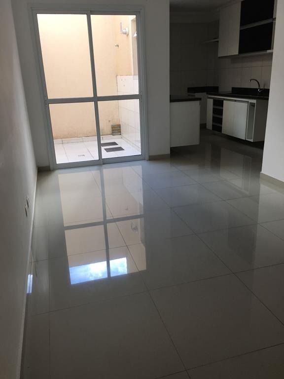 Apartamento à venda com 2 quartos, 55m² - Foto 9