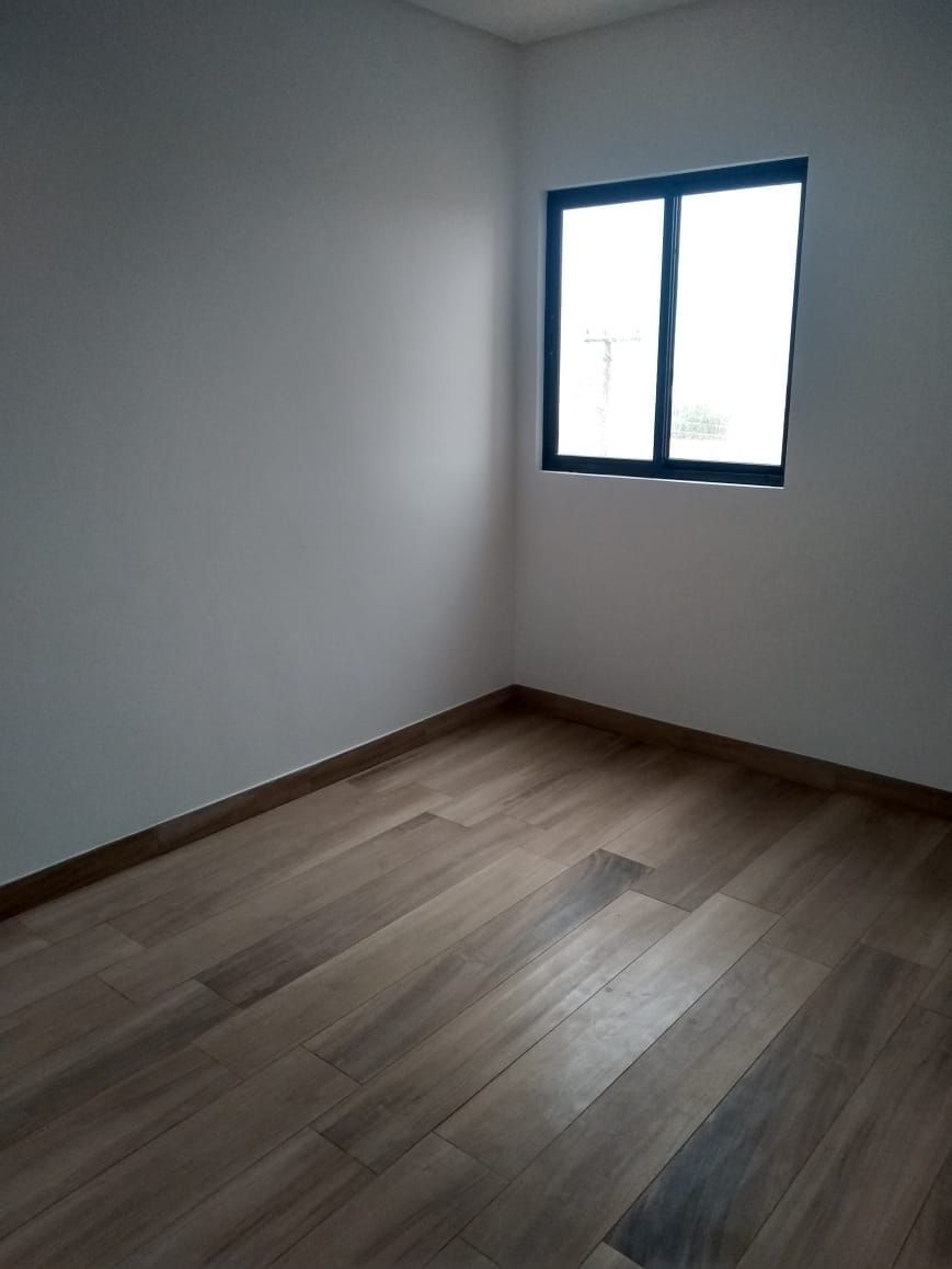 Apartamento à venda com 2 quartos, 63m² - Foto 2