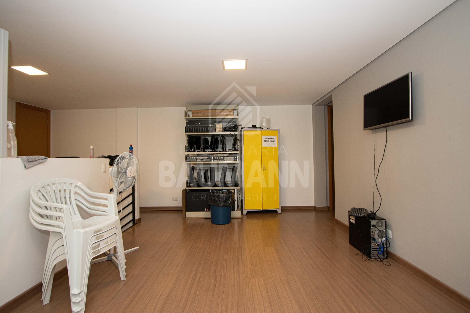 Conjunto Comercial-Sala à venda com 1 quarto, 200m² - Foto 29