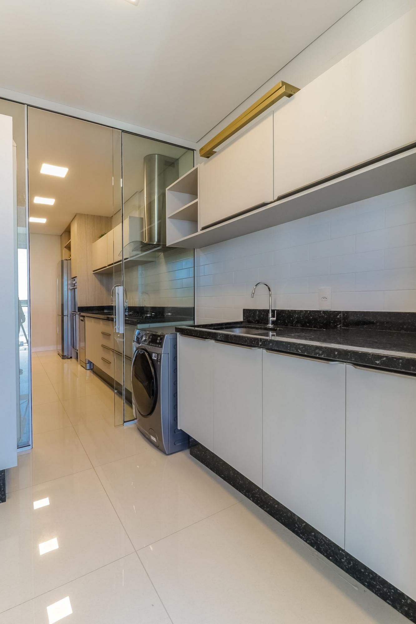 Apartamento à venda com 3 quartos, 144m² - Foto 17