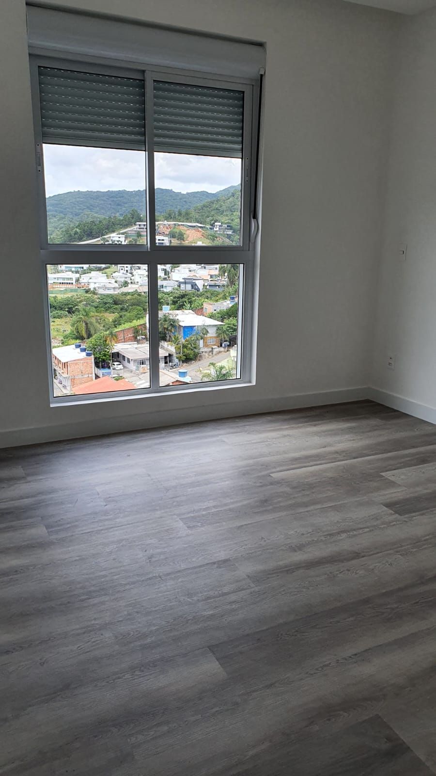 Apartamento à venda com 2 quartos, 64m² - Foto 5