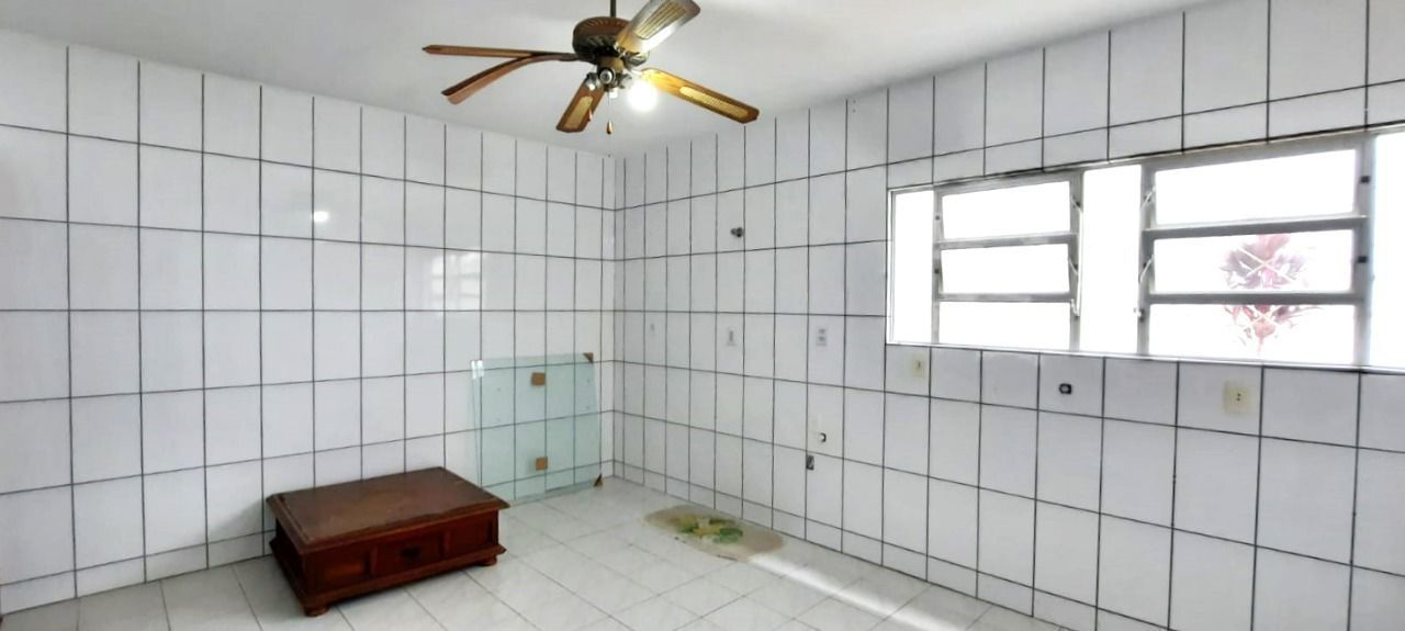 Casa à venda com 4 quartos, 260m² - Foto 5