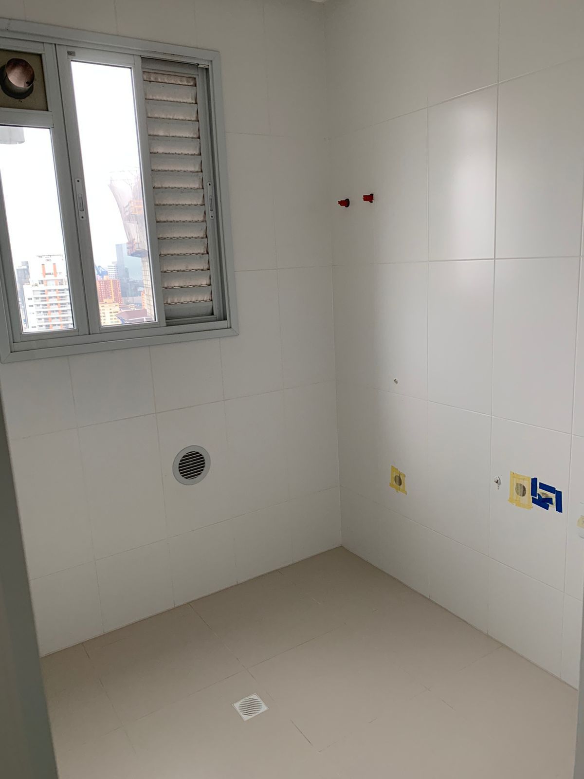 Apartamento à venda com 4 quartos, 165m² - Foto 7