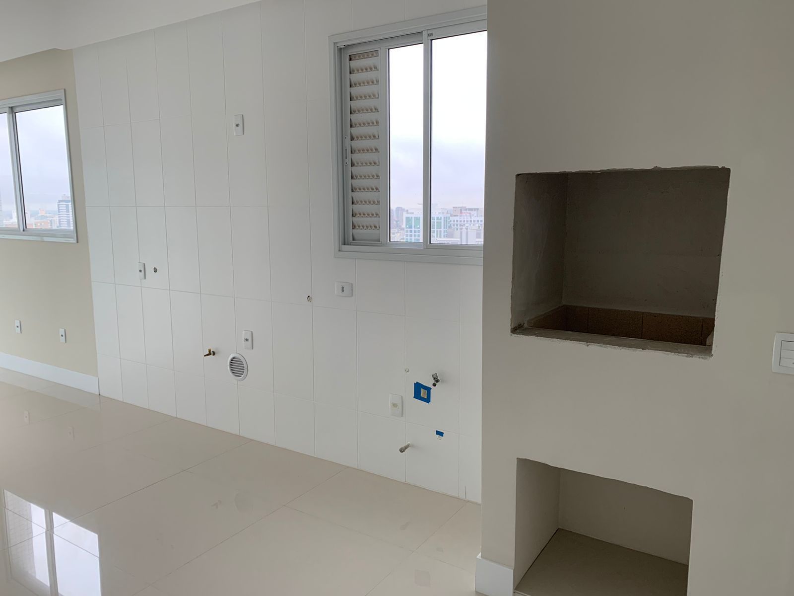 Apartamento à venda com 4 quartos, 165m² - Foto 8