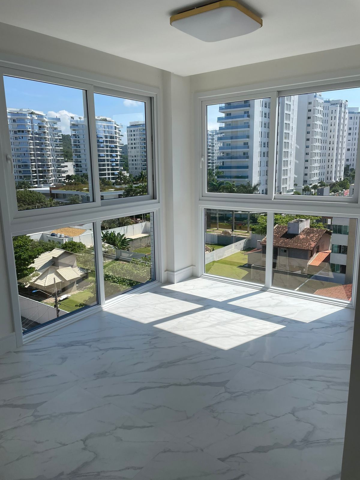 Apartamento à venda com 3 quartos, 116m² - Foto 7