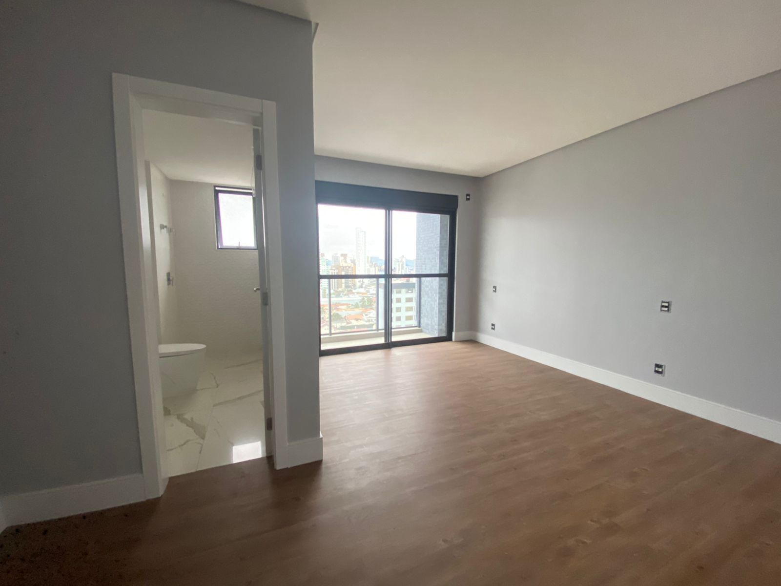 Apartamento à venda com 4 quartos, 322m² - Foto 18