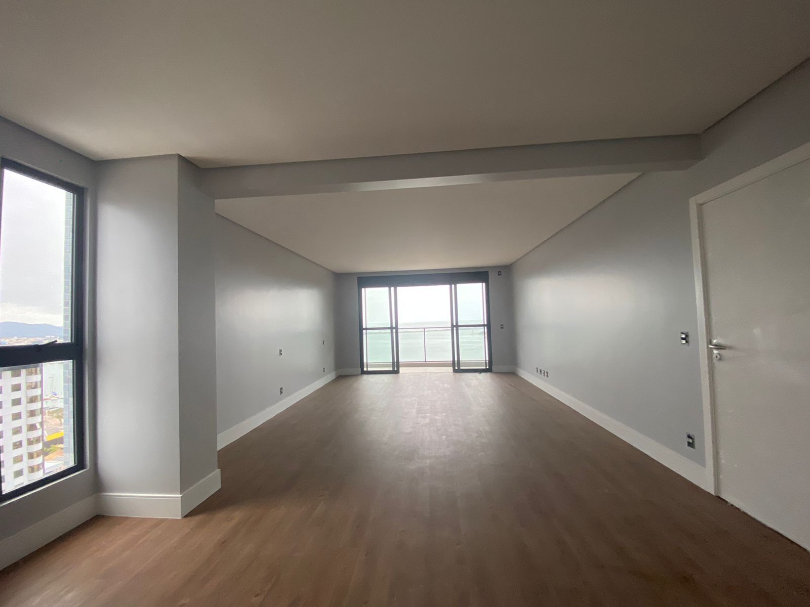 Apartamento à venda com 4 quartos, 322m² - Foto 24