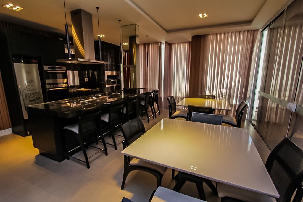Cobertura à venda com 4 quartos, 230m² - Foto 17