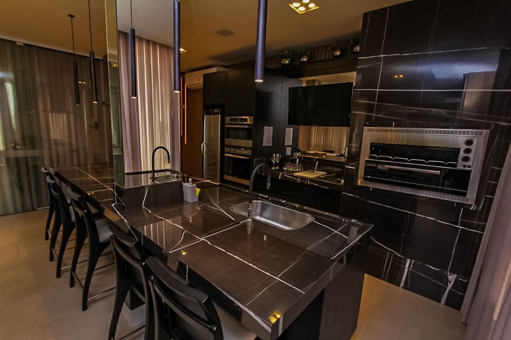 Cobertura à venda com 4 quartos, 230m² - Foto 16