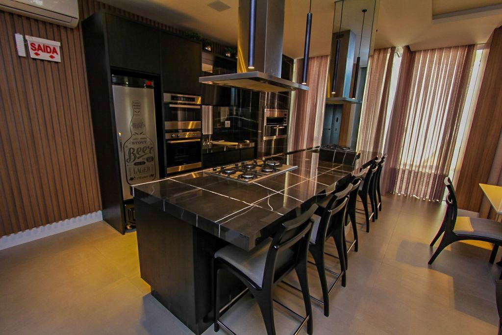 Cobertura à venda com 4 quartos, 230m² - Foto 15