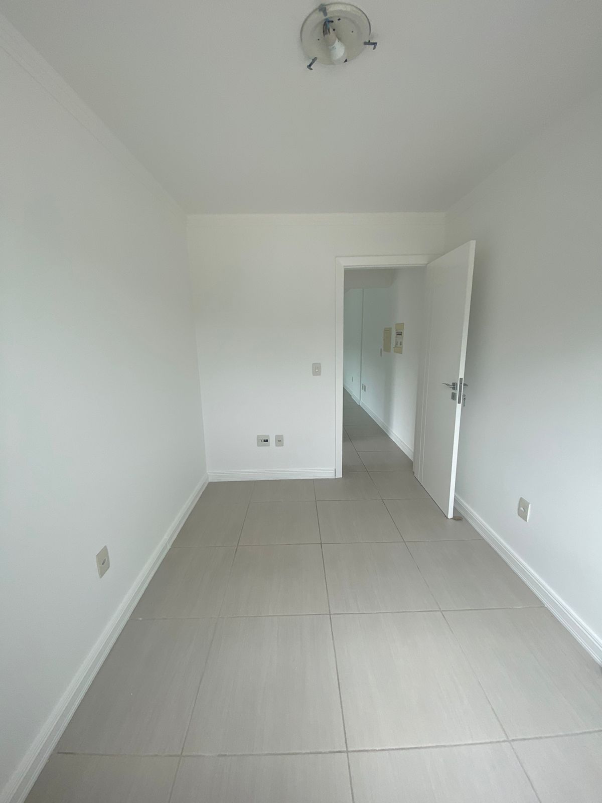 Apartamento à venda com 2 quartos, 62m² - Foto 7