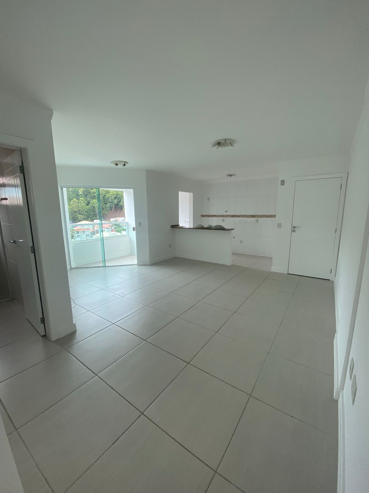 Apartamento à venda com 2 quartos, 62m² - Foto 6