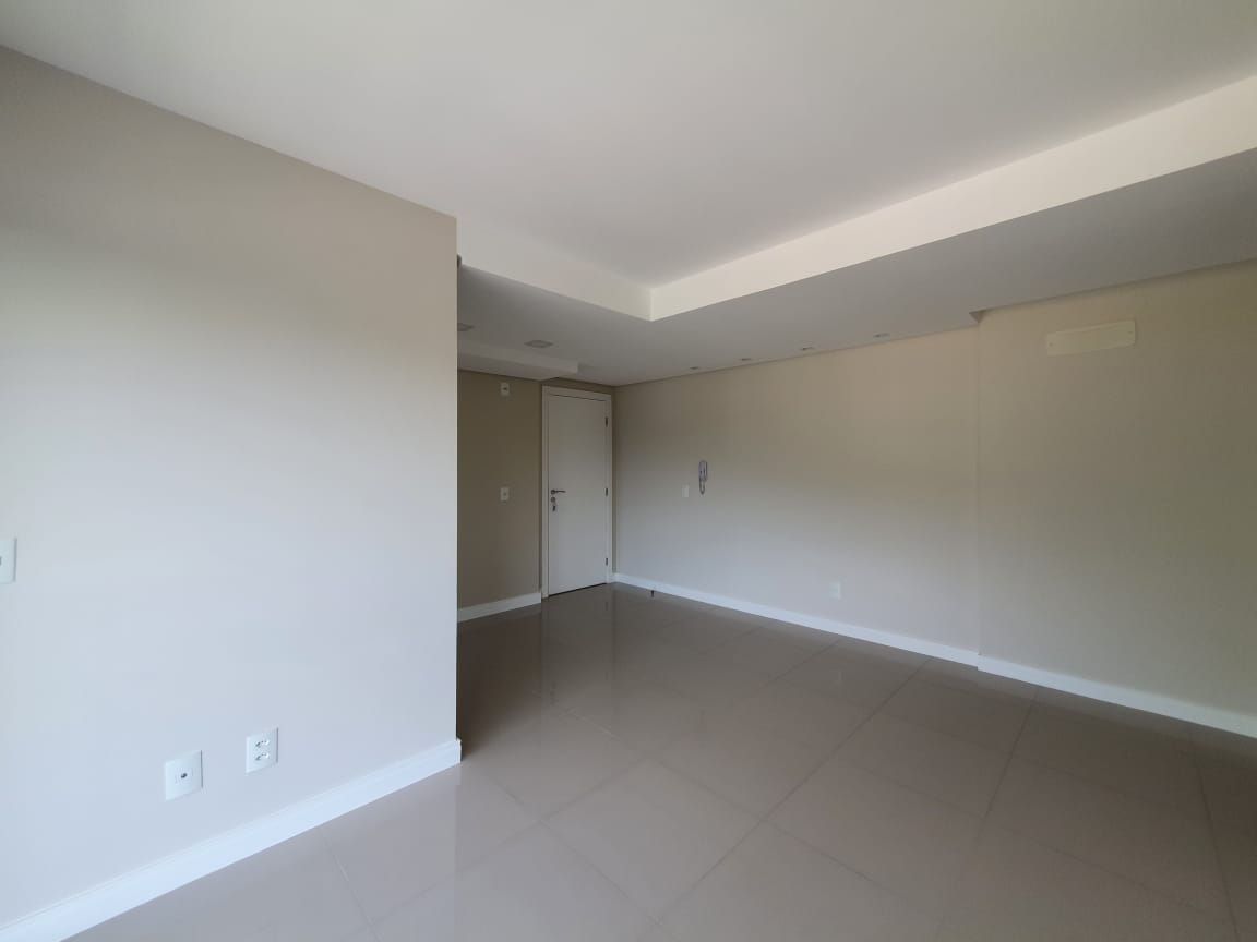 Apartamento à venda com 2 quartos, 70m² - Foto 30