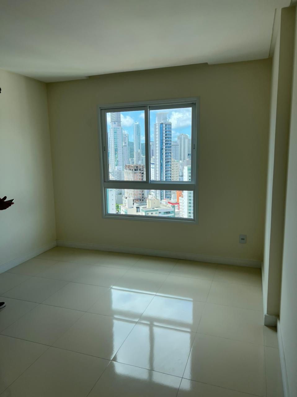 Apartamento à venda com 3 quartos, 130m² - Foto 9