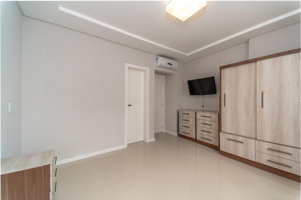 Apartamento à venda com 3 quartos, 121m² - Foto 17