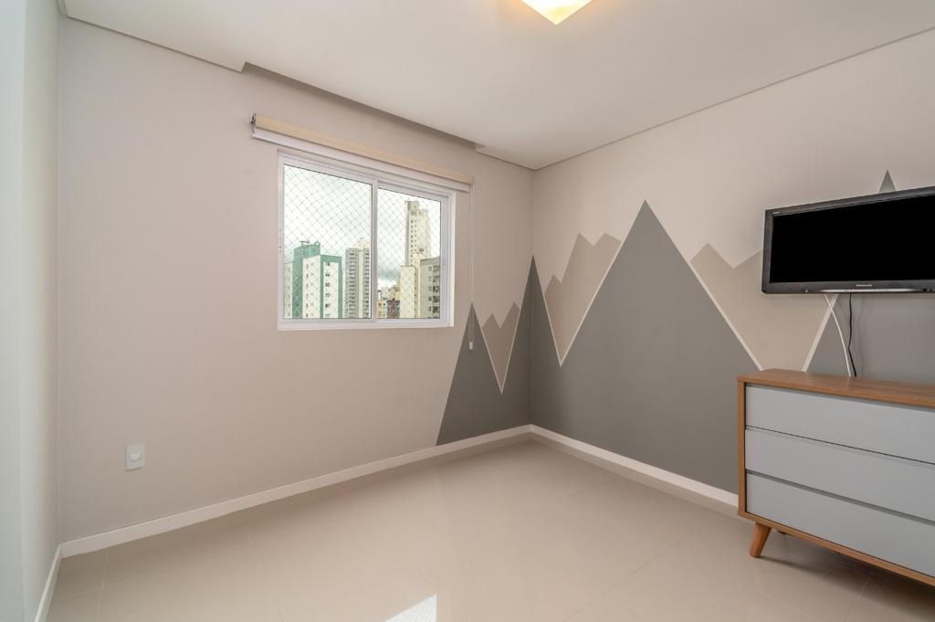 Apartamento à venda com 3 quartos, 121m² - Foto 24