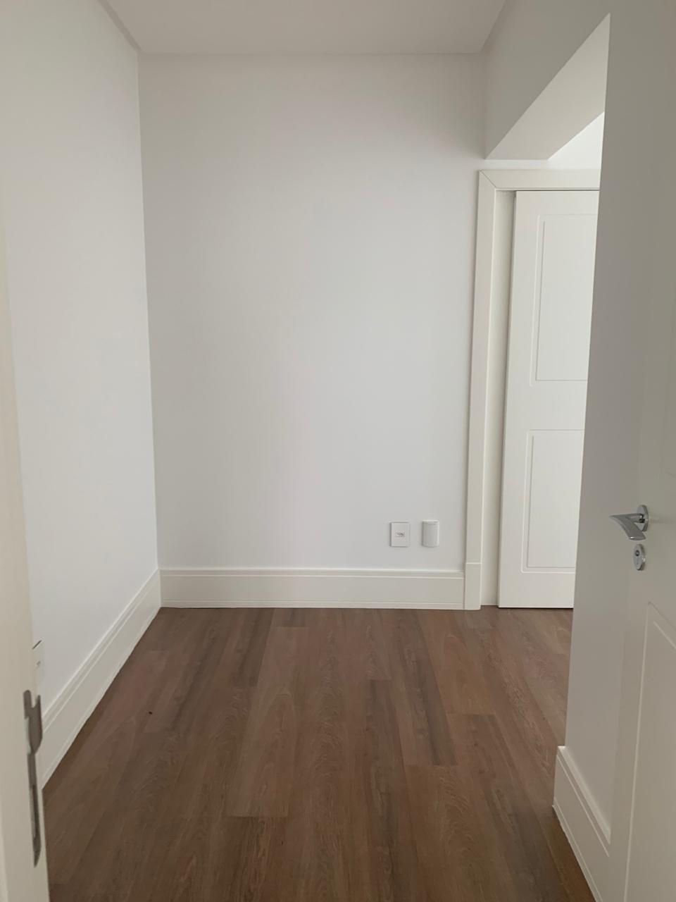 Apartamento à venda com 3 quartos, 151m² - Foto 10