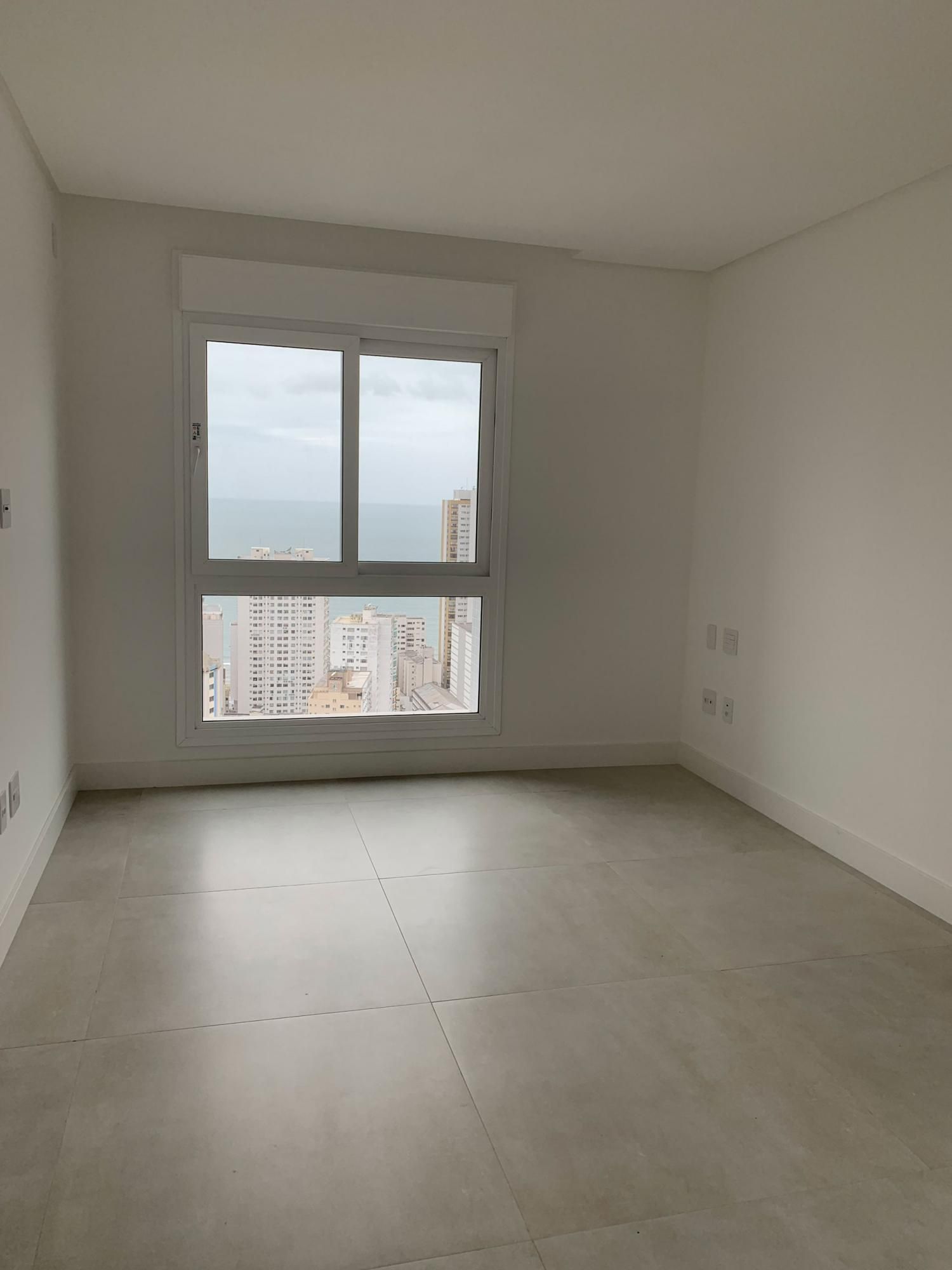 Apartamento à venda com 3 quartos, 137m² - Foto 7