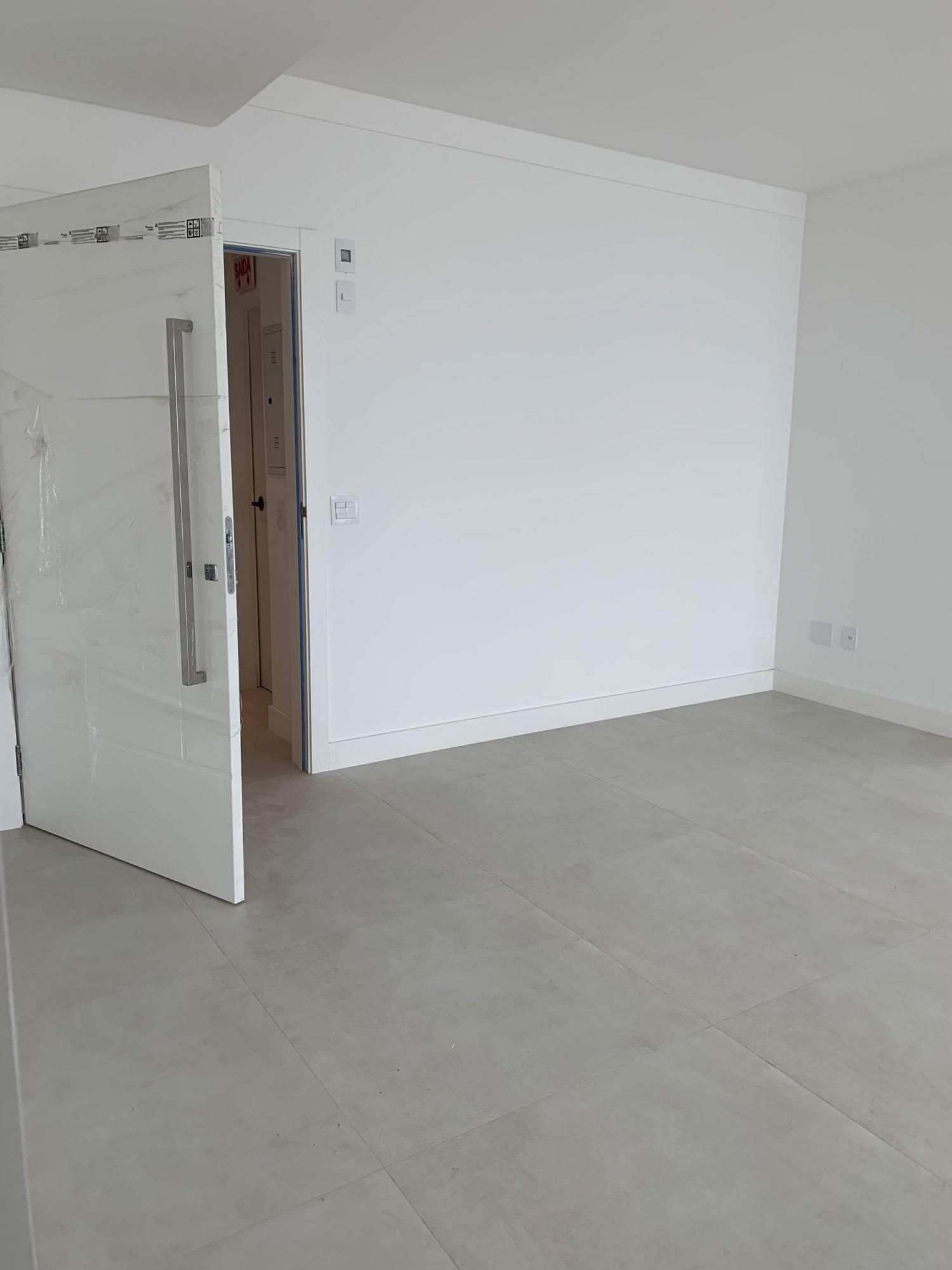 Apartamento à venda com 3 quartos, 137m² - Foto 6