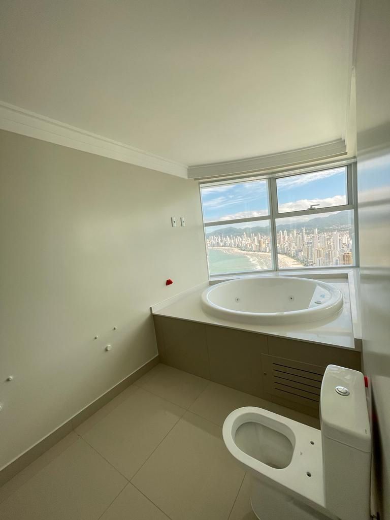 Apartamento à venda com 3 quartos, 165m² - Foto 12