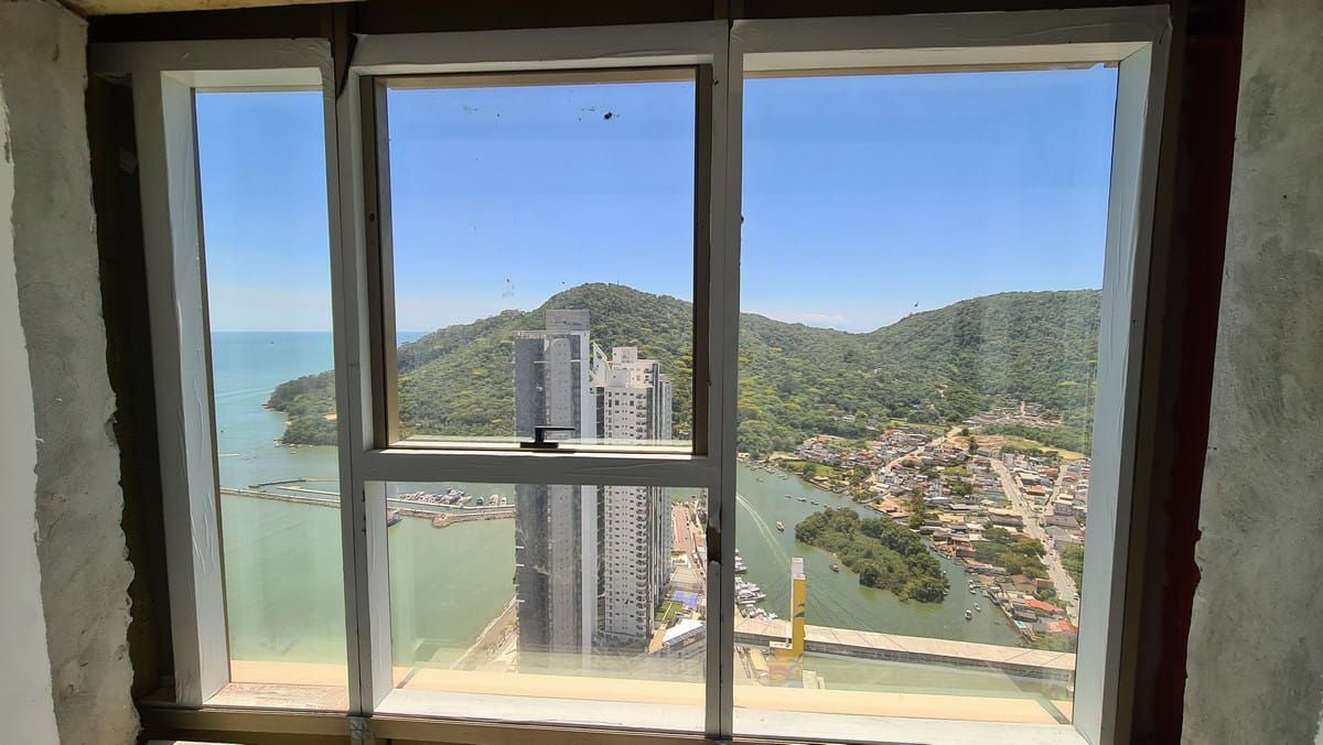 Apartamento à venda com 4 quartos, 257m² - Foto 10