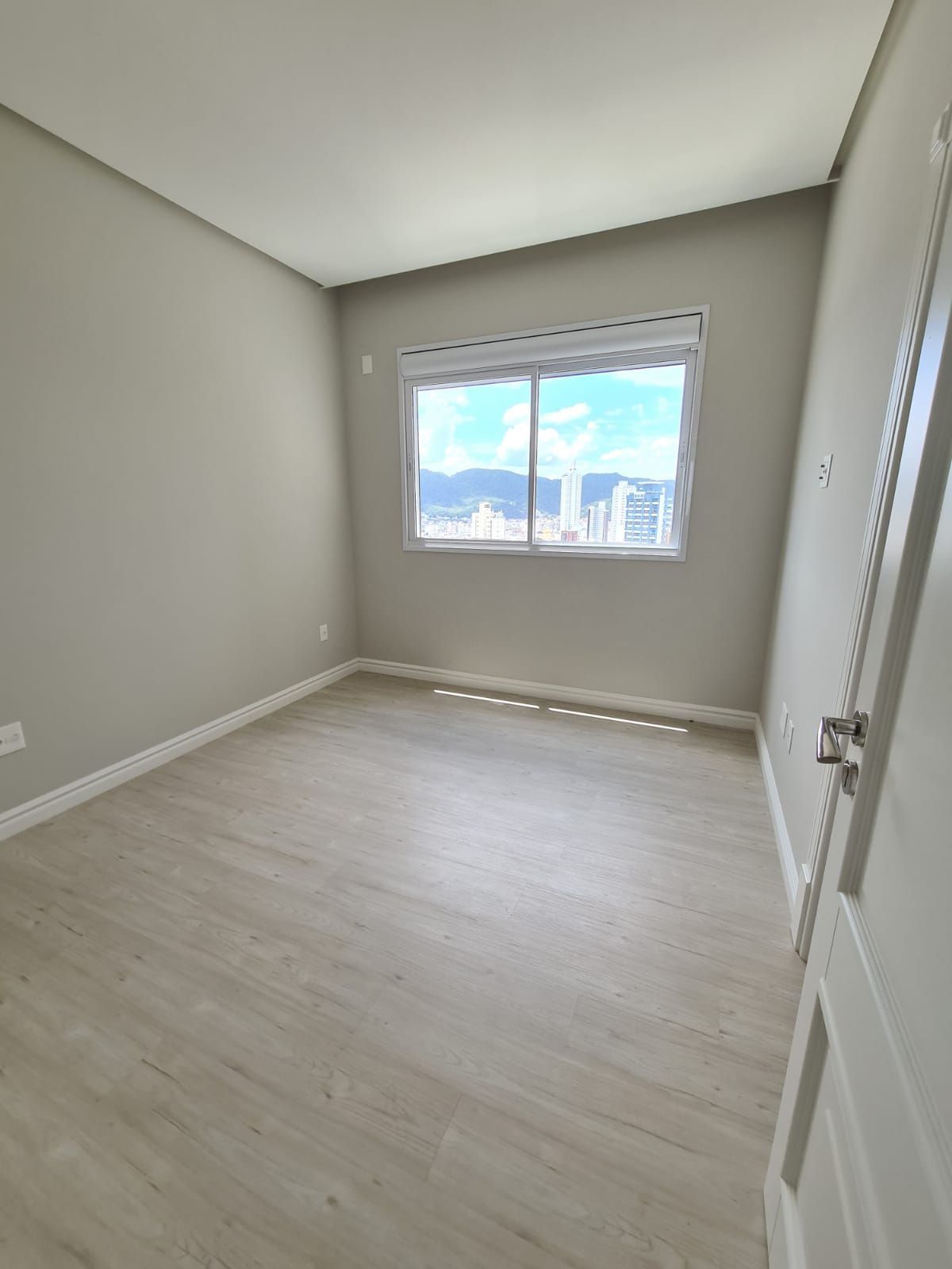 Apartamento à venda com 4 quartos, 170m² - Foto 10