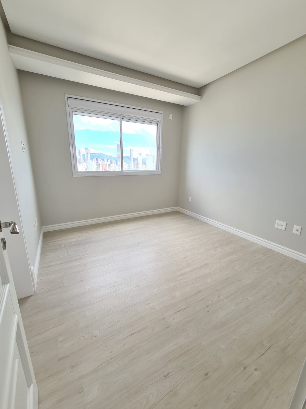 Apartamento à venda com 4 quartos, 170m² - Foto 8