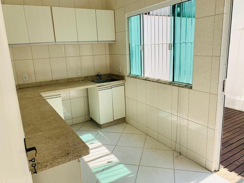 Sobrado à venda com 3 quartos, 185m² - Foto 5