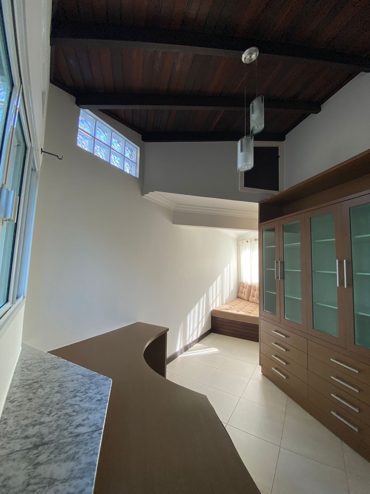 Casa à venda com 3 quartos, 250m² - Foto 24