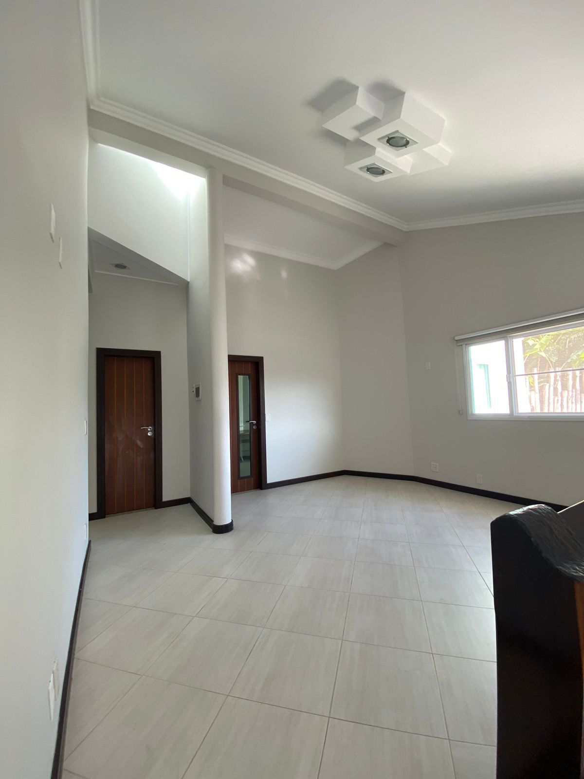 Casa à venda com 3 quartos, 250m² - Foto 25