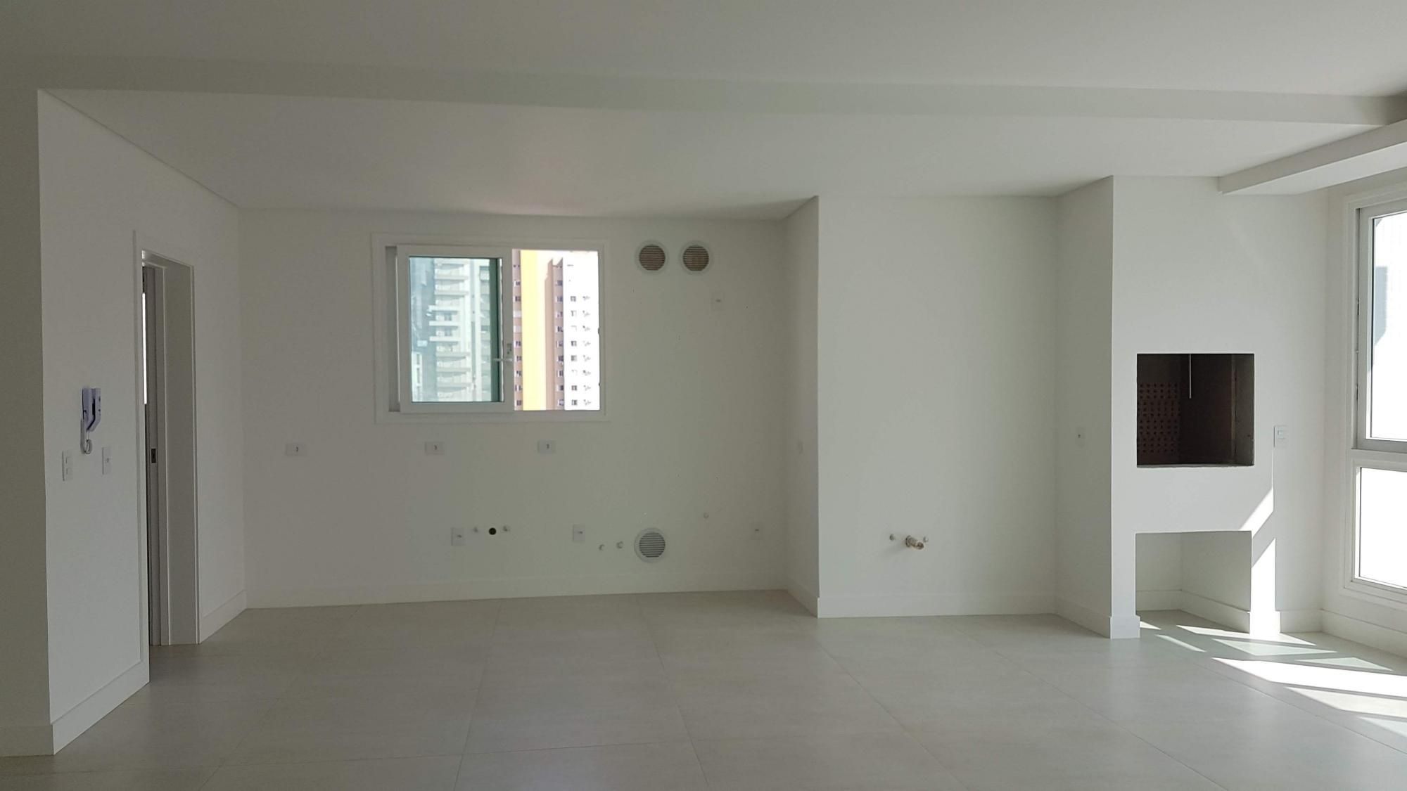 Apartamento à venda com 3 quartos, 137m² - Foto 11