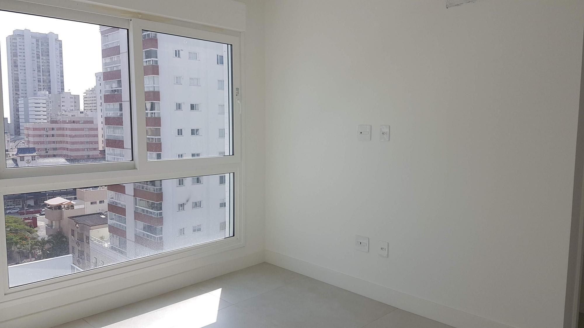 Apartamento à venda com 3 quartos, 137m² - Foto 7