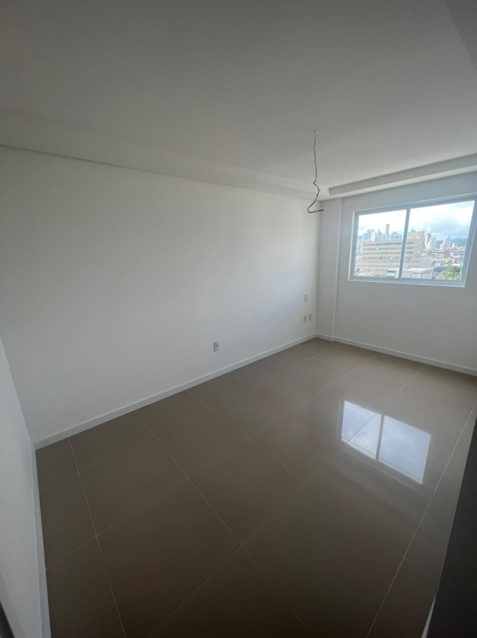 Apartamento à venda com 2 quartos, 62m² - Foto 10