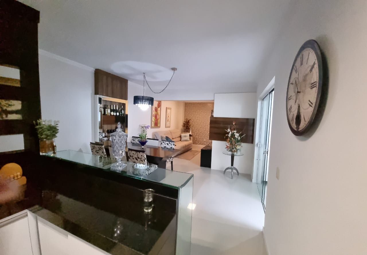 Apartamento à venda com 3 quartos, 102m² - Foto 3