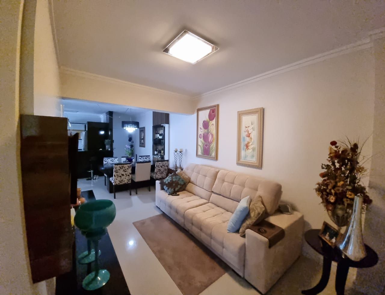 Apartamento à venda com 3 quartos, 102m² - Foto 2