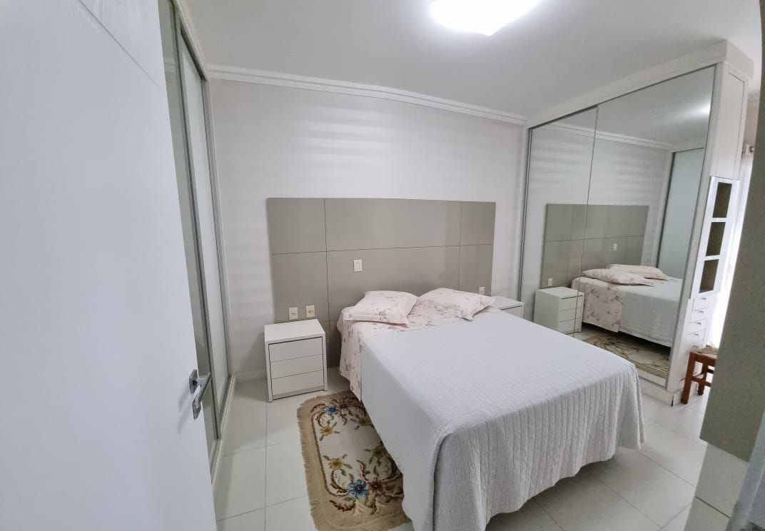 Apartamento à venda com 3 quartos, 102m² - Foto 8