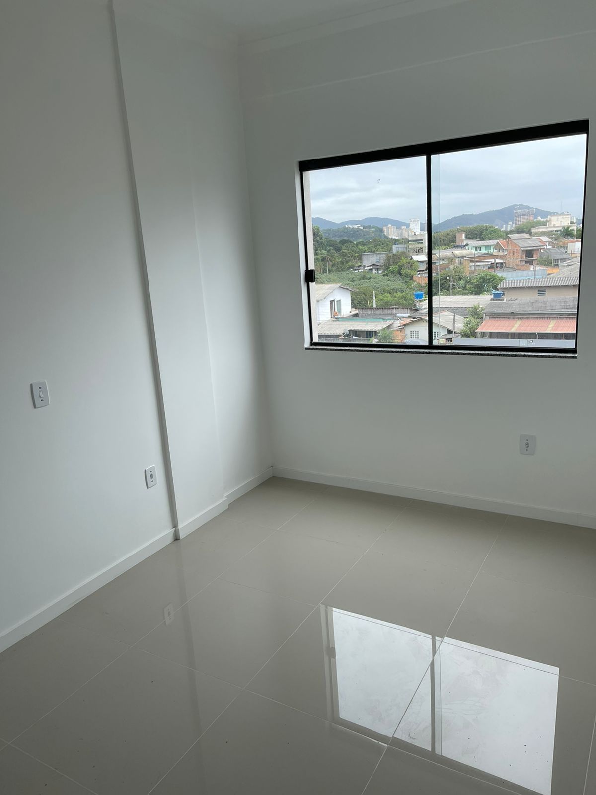 Apartamento à venda com 2 quartos, 61m² - Foto 7