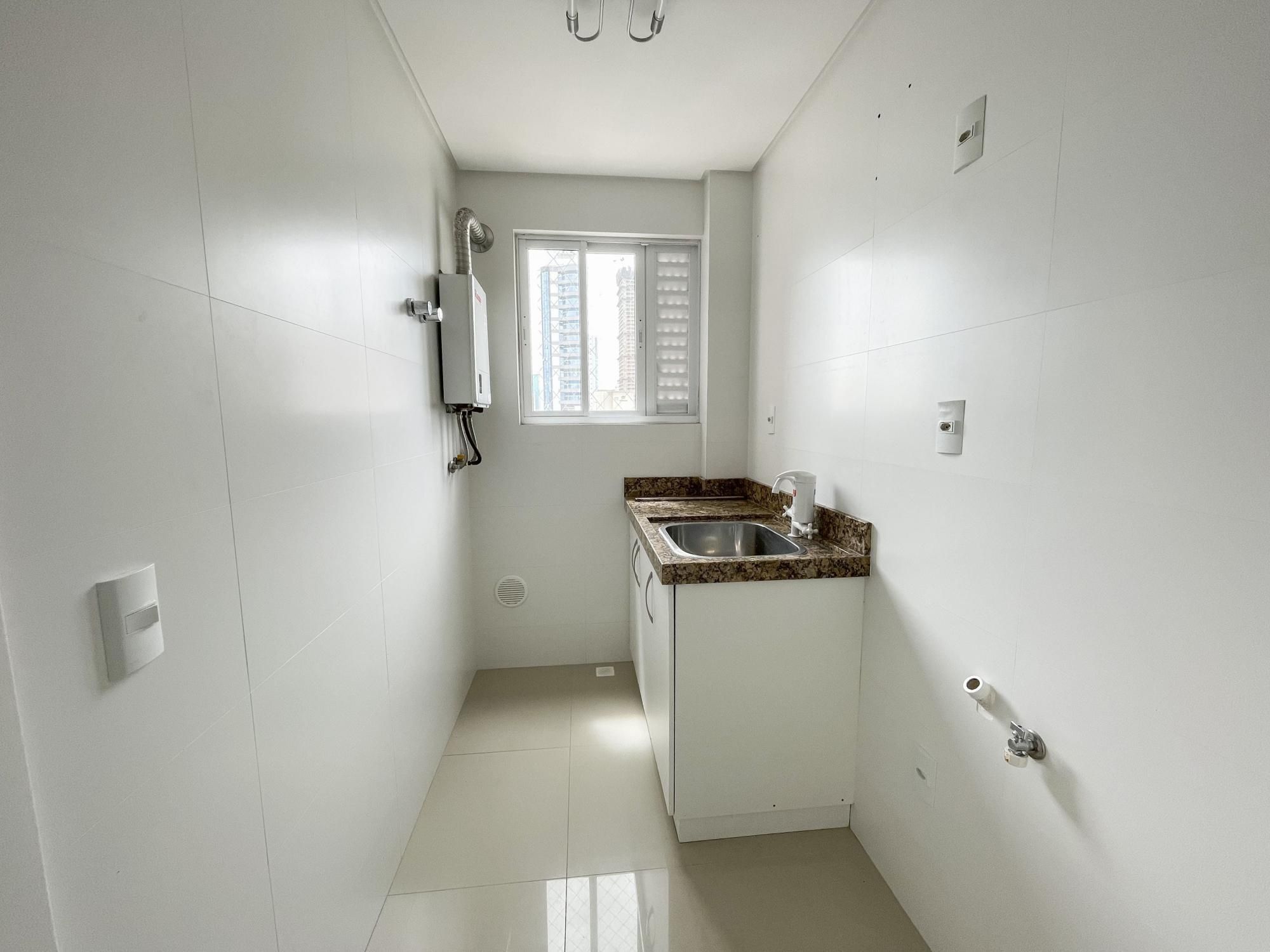 Apartamento à venda com 4 quartos, 143m² - Foto 12