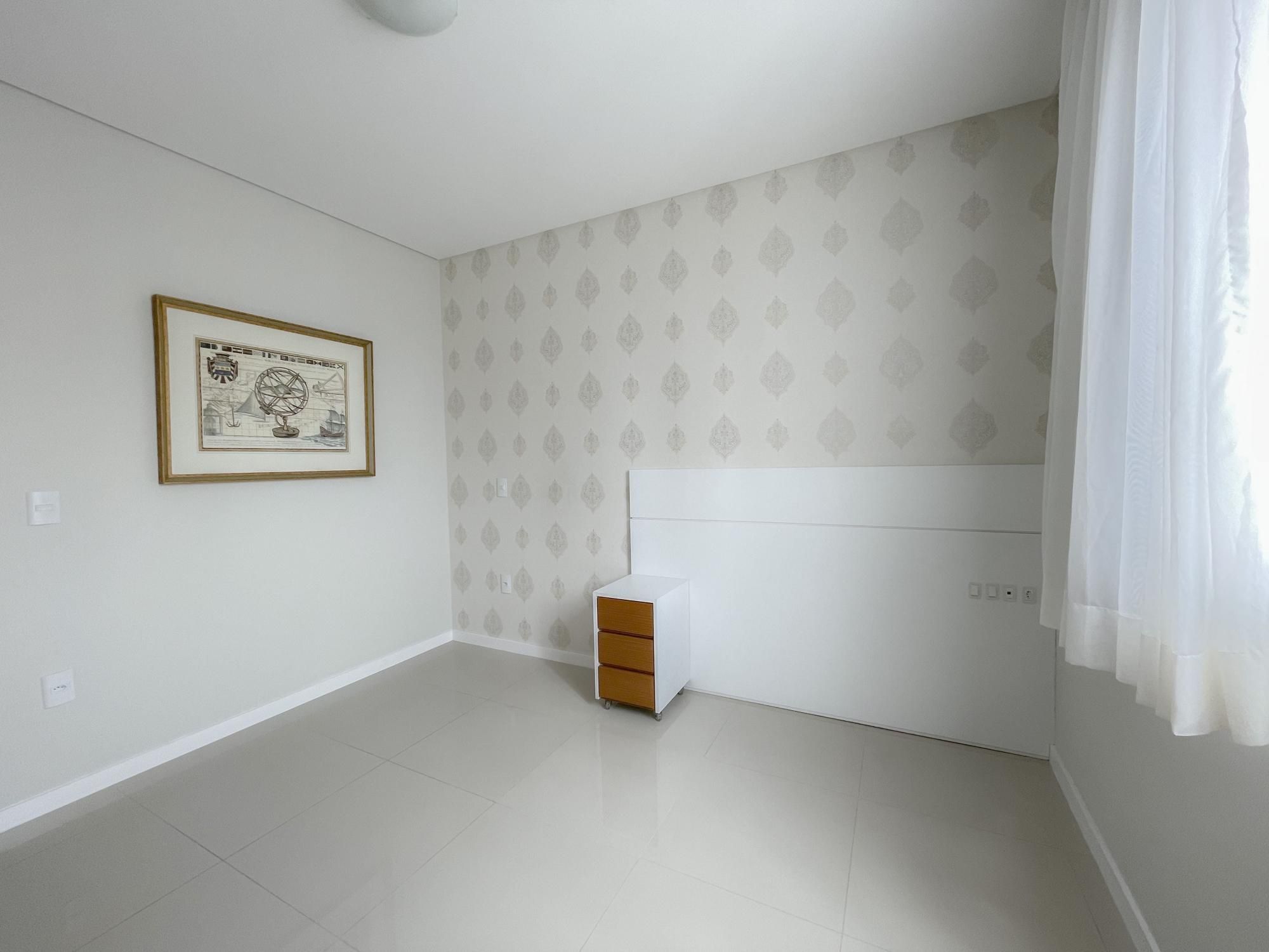 Apartamento à venda com 4 quartos, 143m² - Foto 15