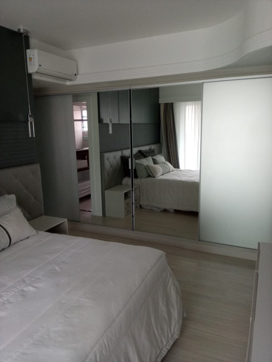 Apartamento à venda com 3 quartos, 142m² - Foto 11