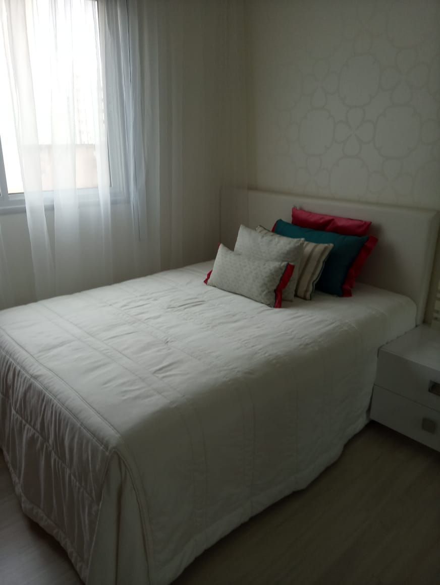 Apartamento à venda com 3 quartos, 142m² - Foto 13