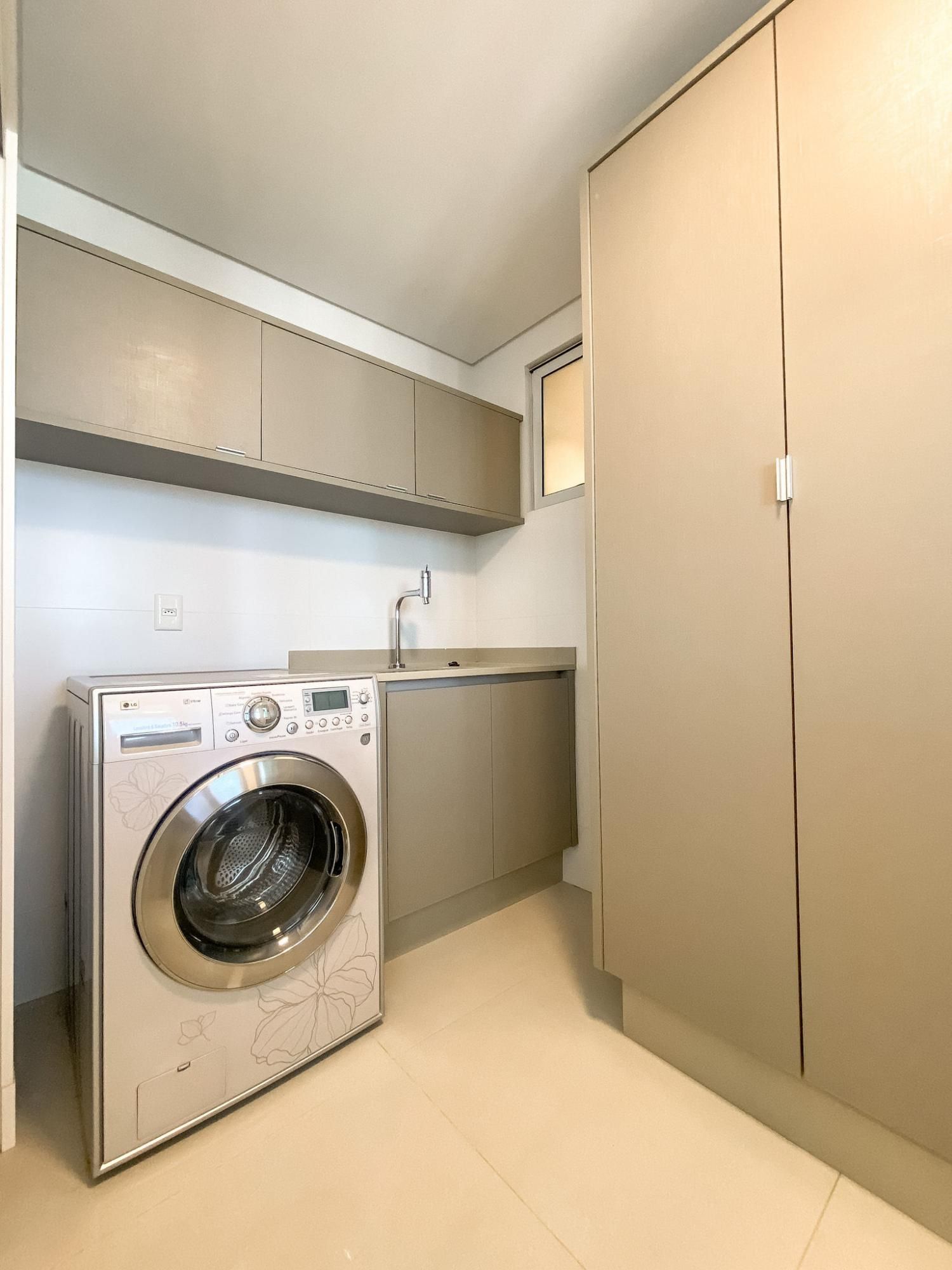 Apartamento à venda com 4 quartos, 180m² - Foto 32