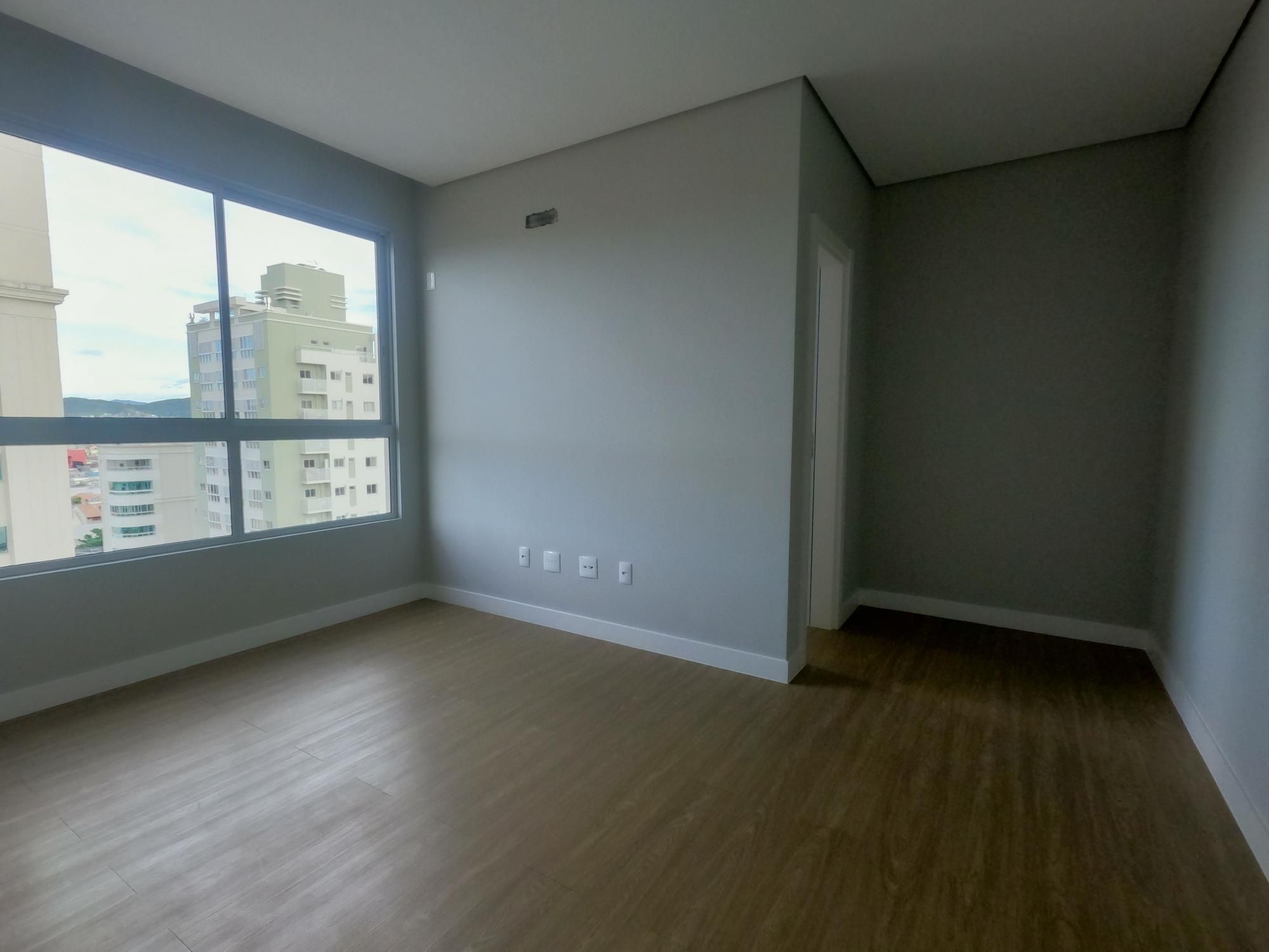 Apartamento à venda com 4 quartos, 143m² - Foto 27