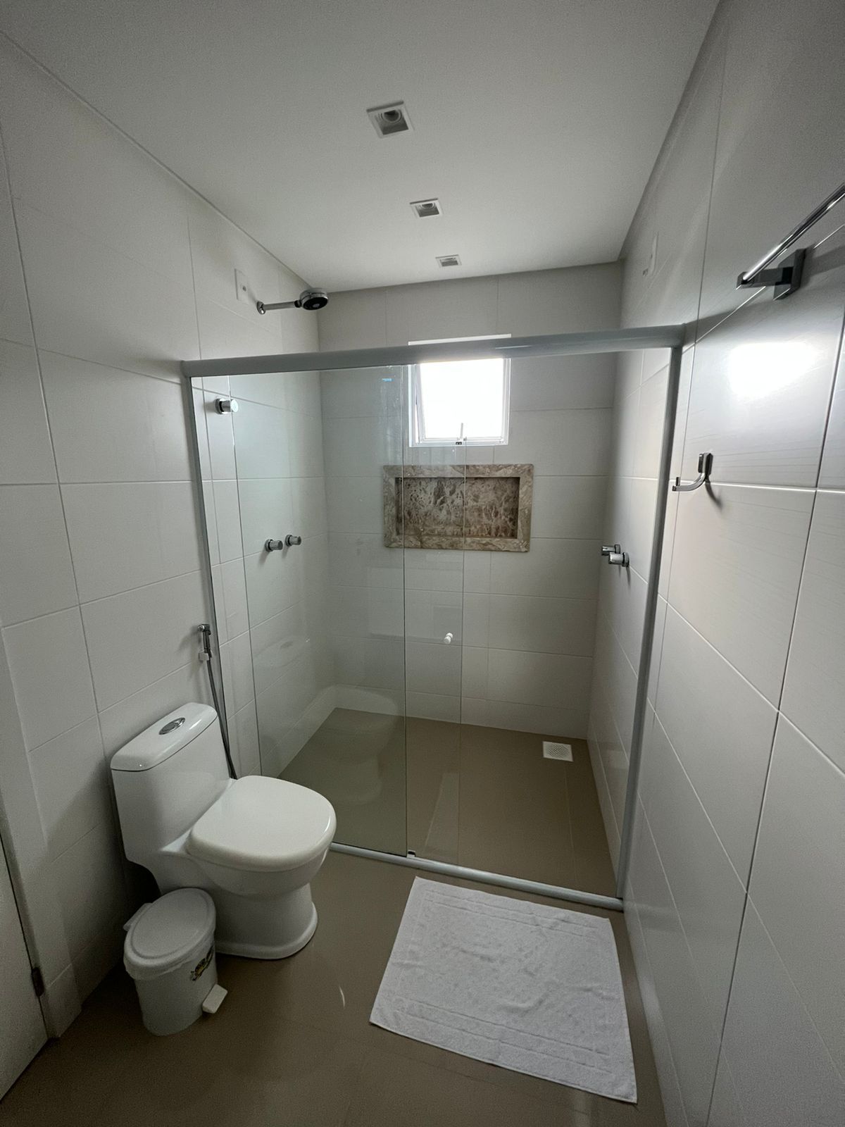 Apartamento à venda com 3 quartos, 130m² - Foto 13