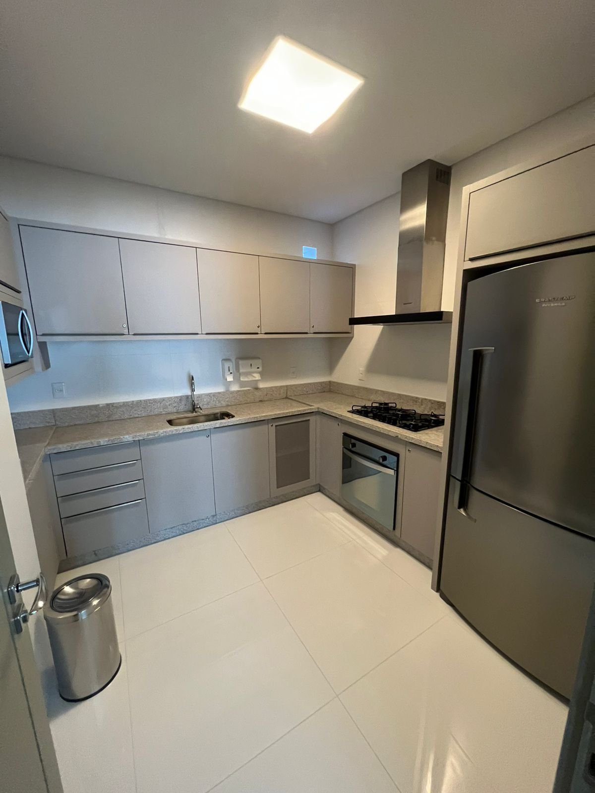 Apartamento à venda com 3 quartos, 129m² - Foto 30