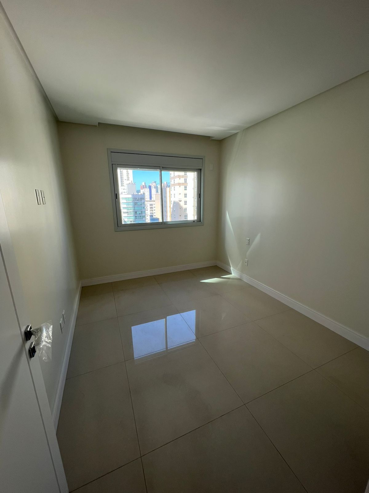 Apartamento à venda com 3 quartos, 129m² - Foto 7