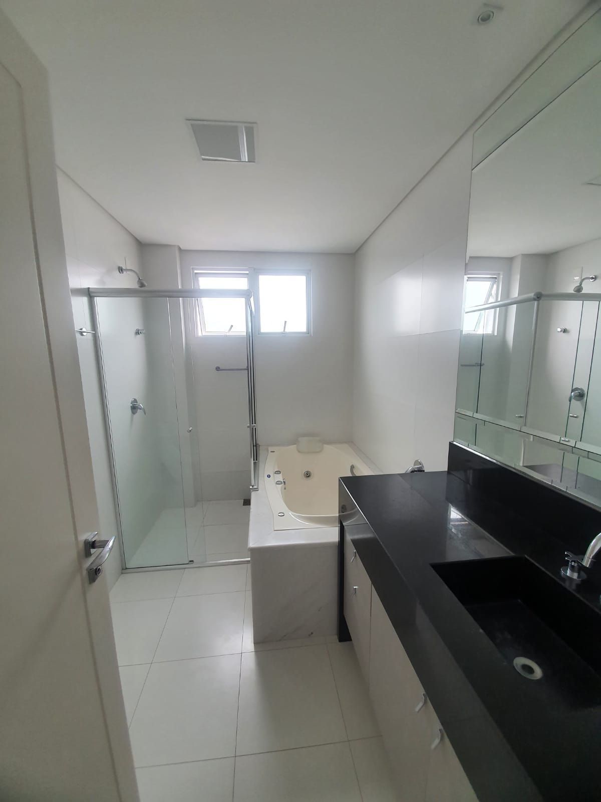 Apartamento à venda com 3 quartos, 142m² - Foto 46