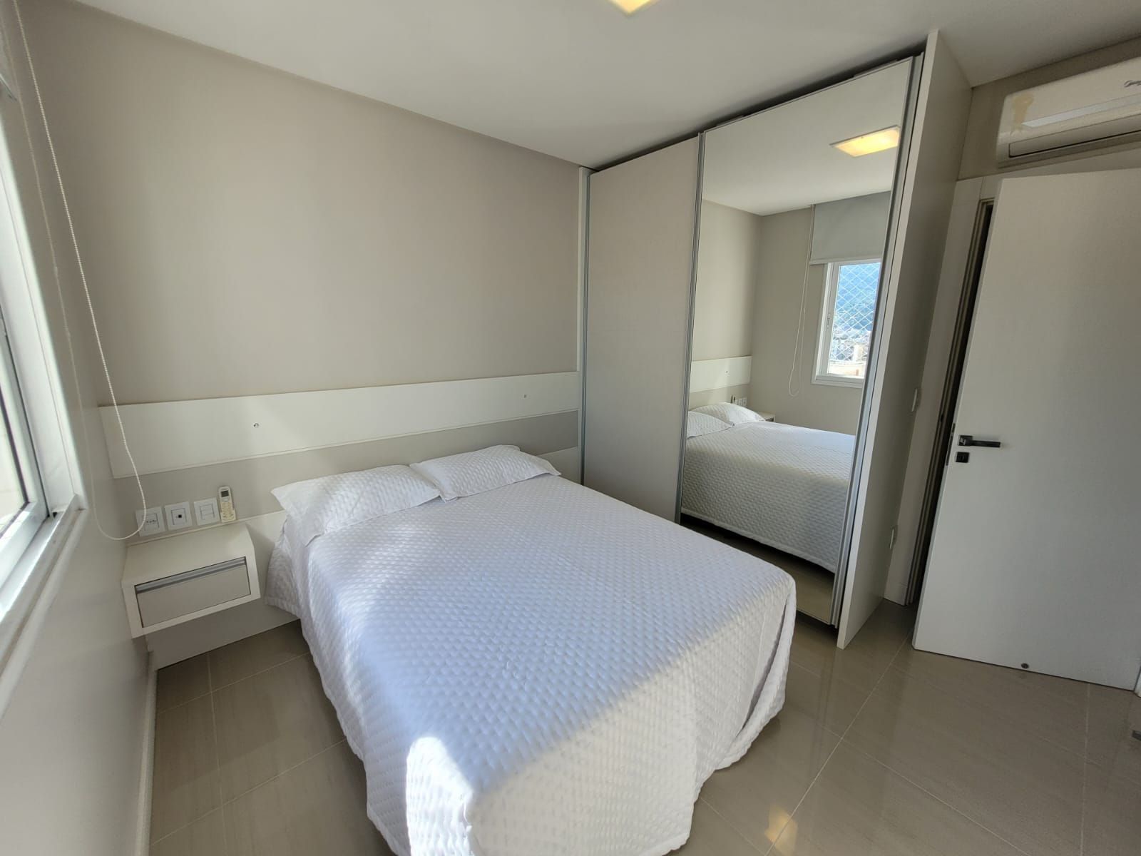 Apartamento à venda com 4 quartos, 137m² - Foto 13