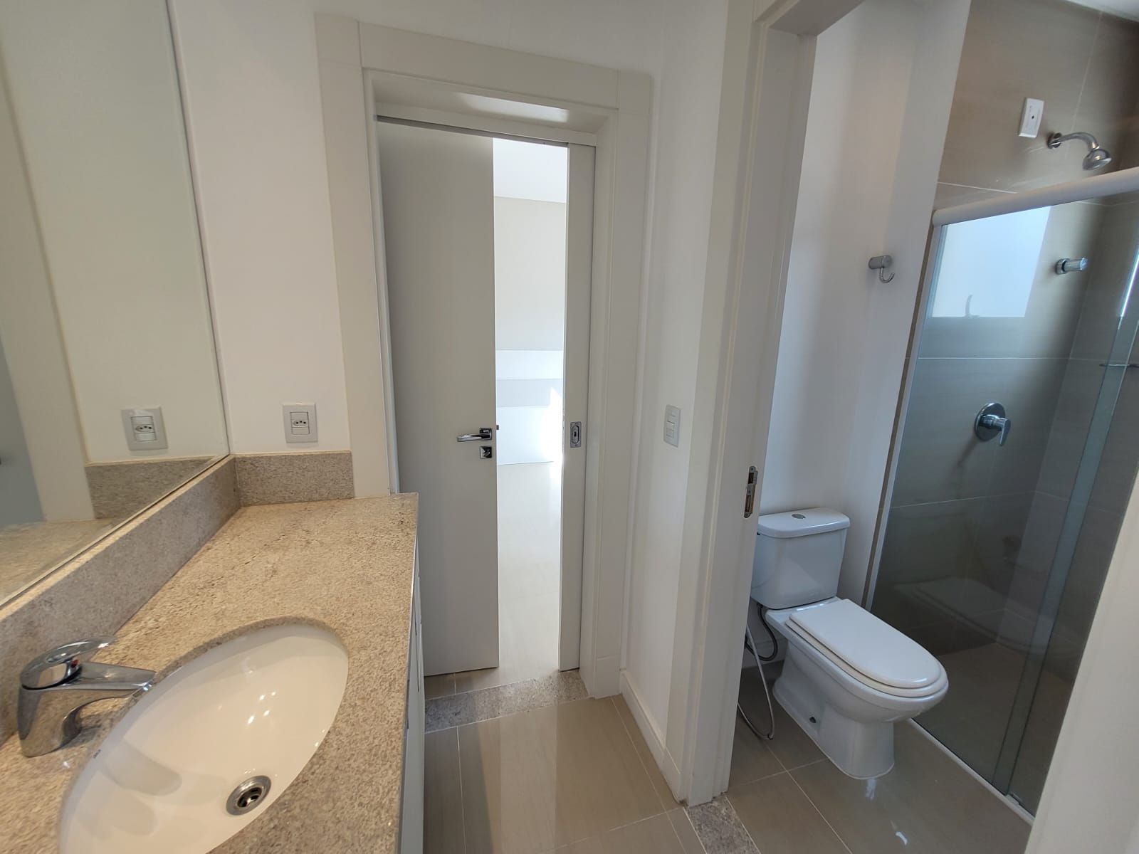 Apartamento à venda com 4 quartos, 137m² - Foto 12