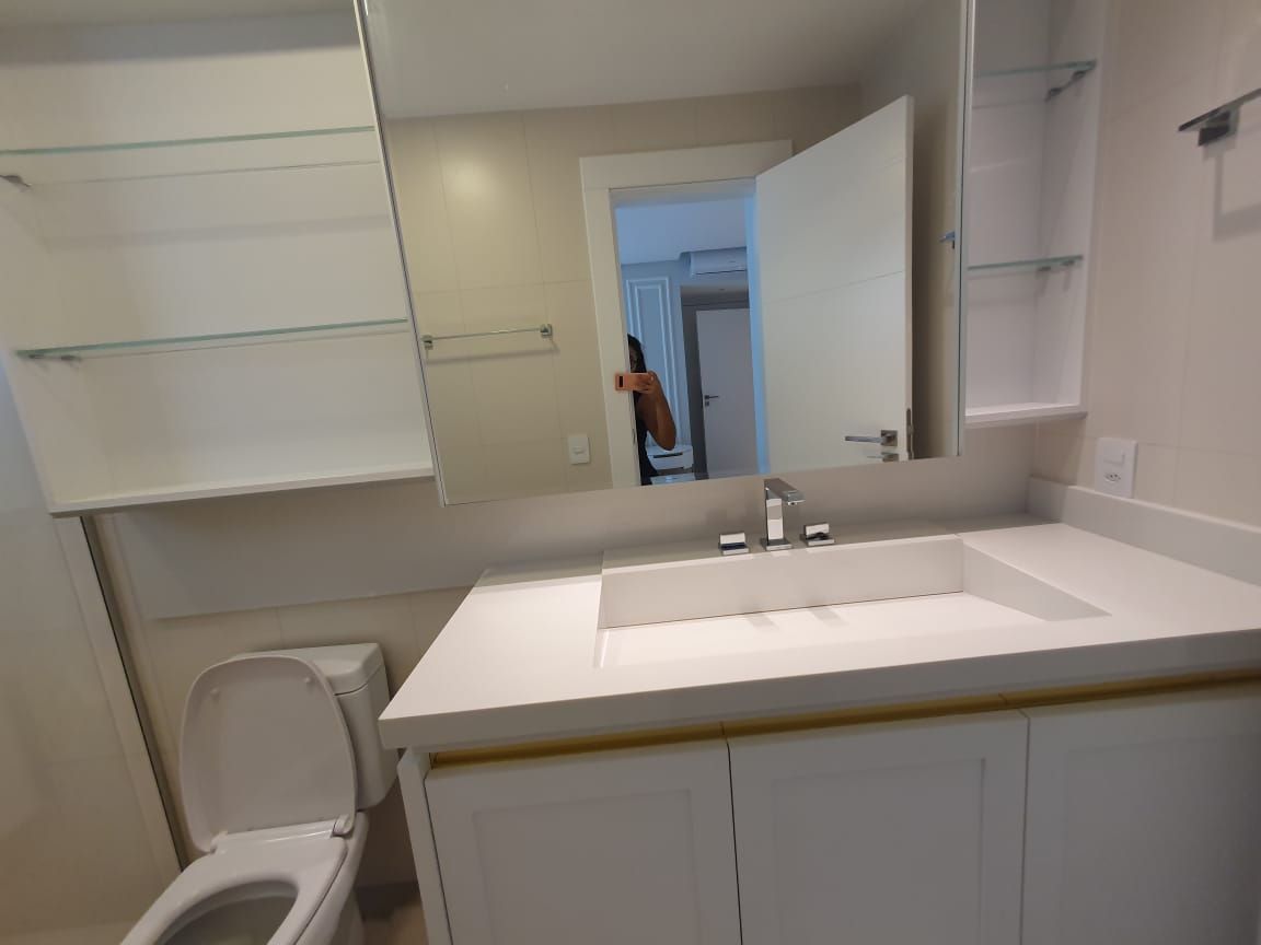 Apartamento à venda com 3 quartos, 181m² - Foto 8